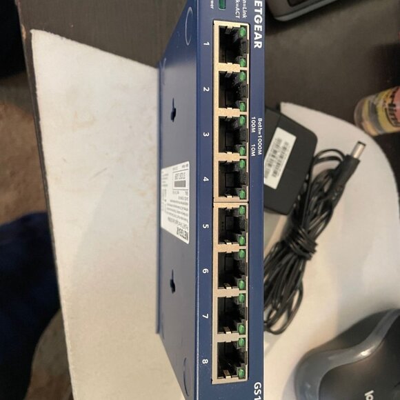 NETGEAR - 8-Port Gigabit Ethernet - Picture 2 of 5
